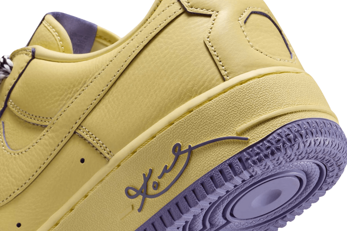 Tênis Nike Air Force 1 Low Protro Kobe Bryant Mamba Mentality Amarelo