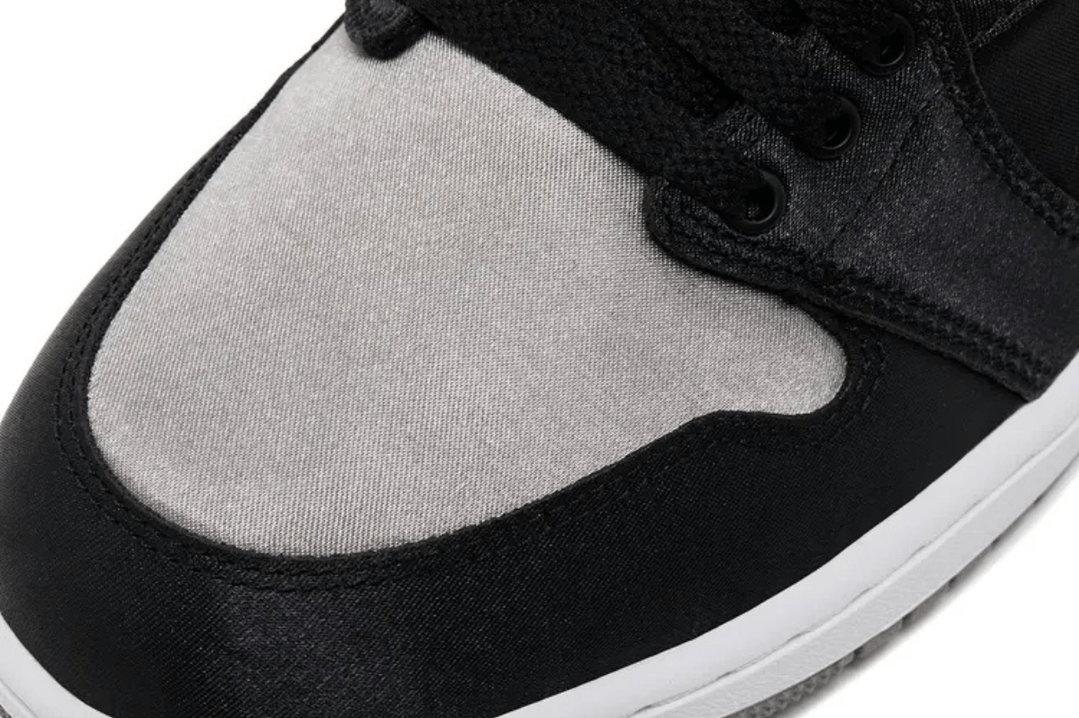 Tênis Air Jordan 1 Retro High OG 'Satin Shadow' Prateado