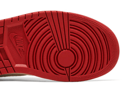 Tênis Air Jordan 1 Retro High Rare Air Sail Cinnabar Bege