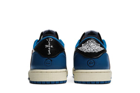 Tênis Air Jordan 1 Retro Low Fragment Design x Travis Scott Couro Branco Preto Azul