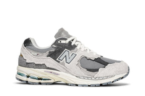 Tênis New Balance 2002R Protection Pack Rain Cloud Suede Mesh Cinza