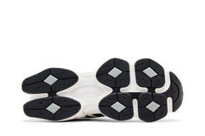 Tênis New Balance 9060 Reflection Black Suede Branco